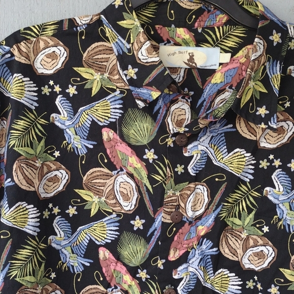 Vintage Hawaiian Shirt - Picture 2 of 4